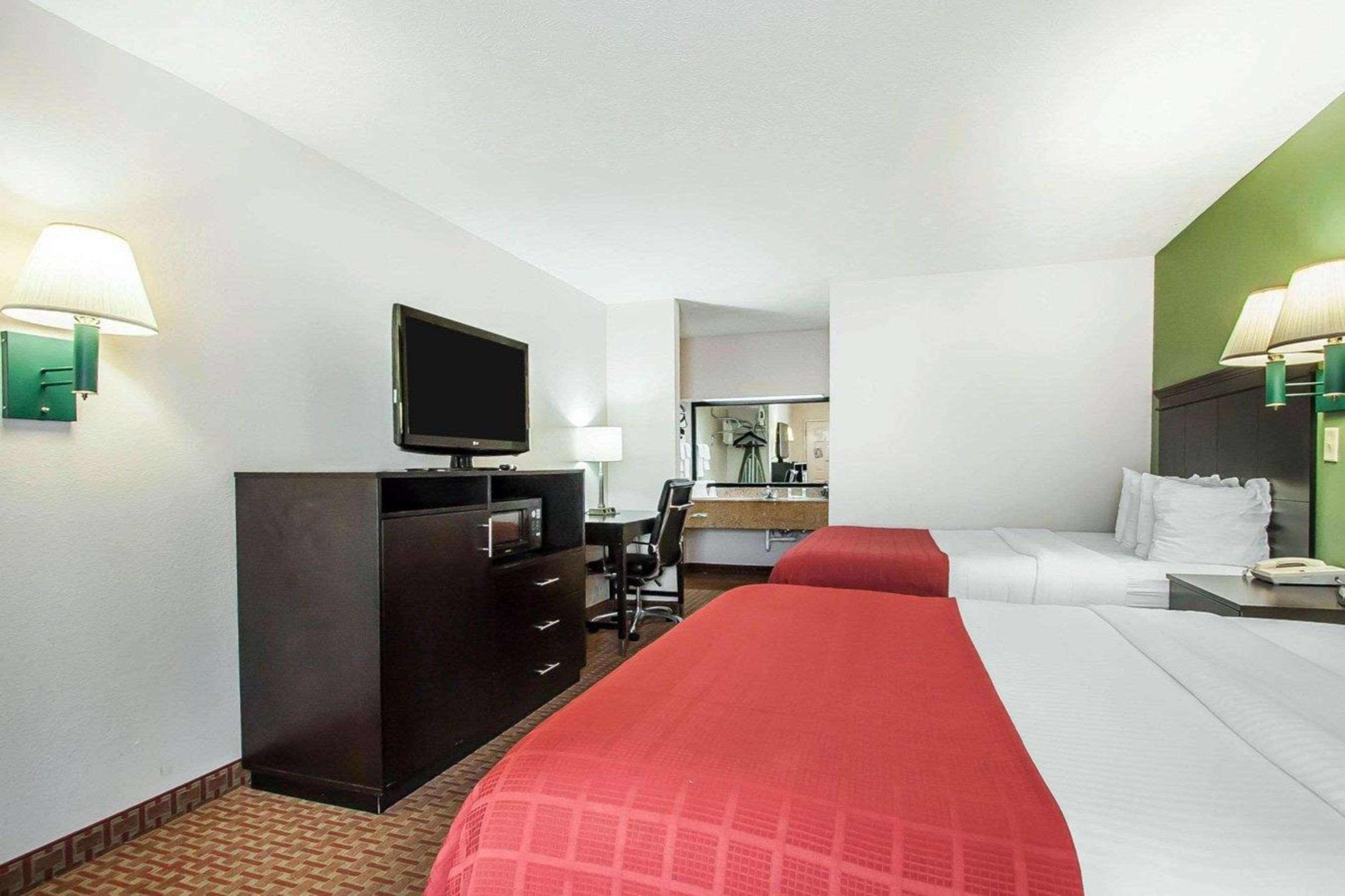 Quality Inn Savannah South Exterior foto